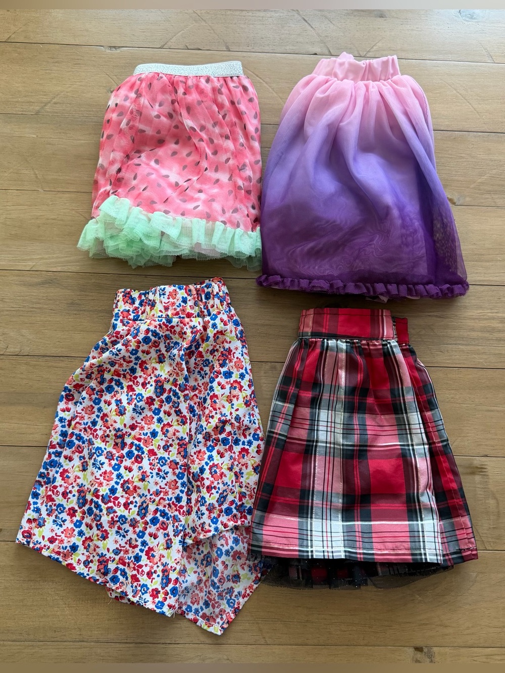 Girl’s skirts & skorts